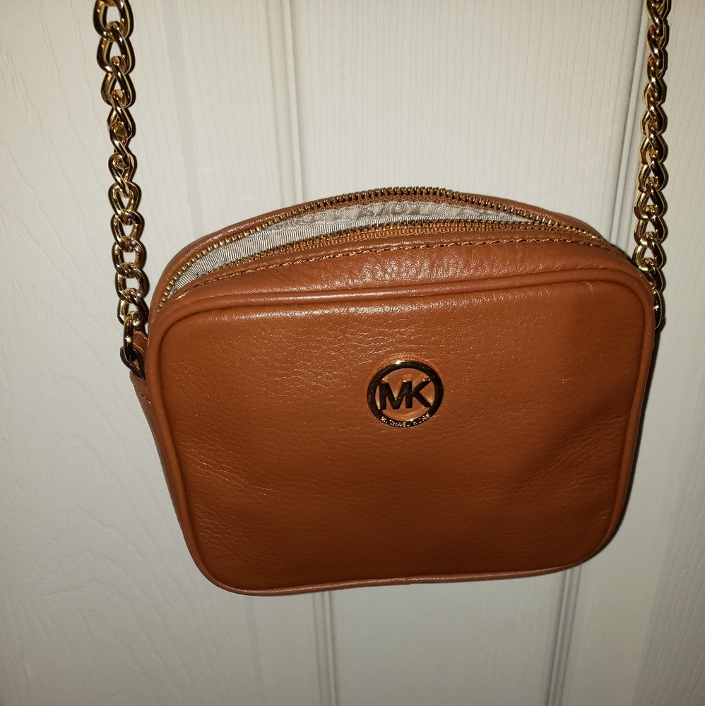 Michael Kors Crossbody